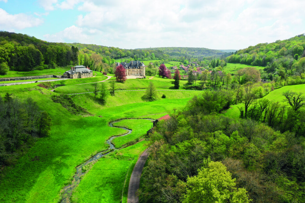 Rochefort-sur-Brevon, un des villages traversés par le Parc national de forêts